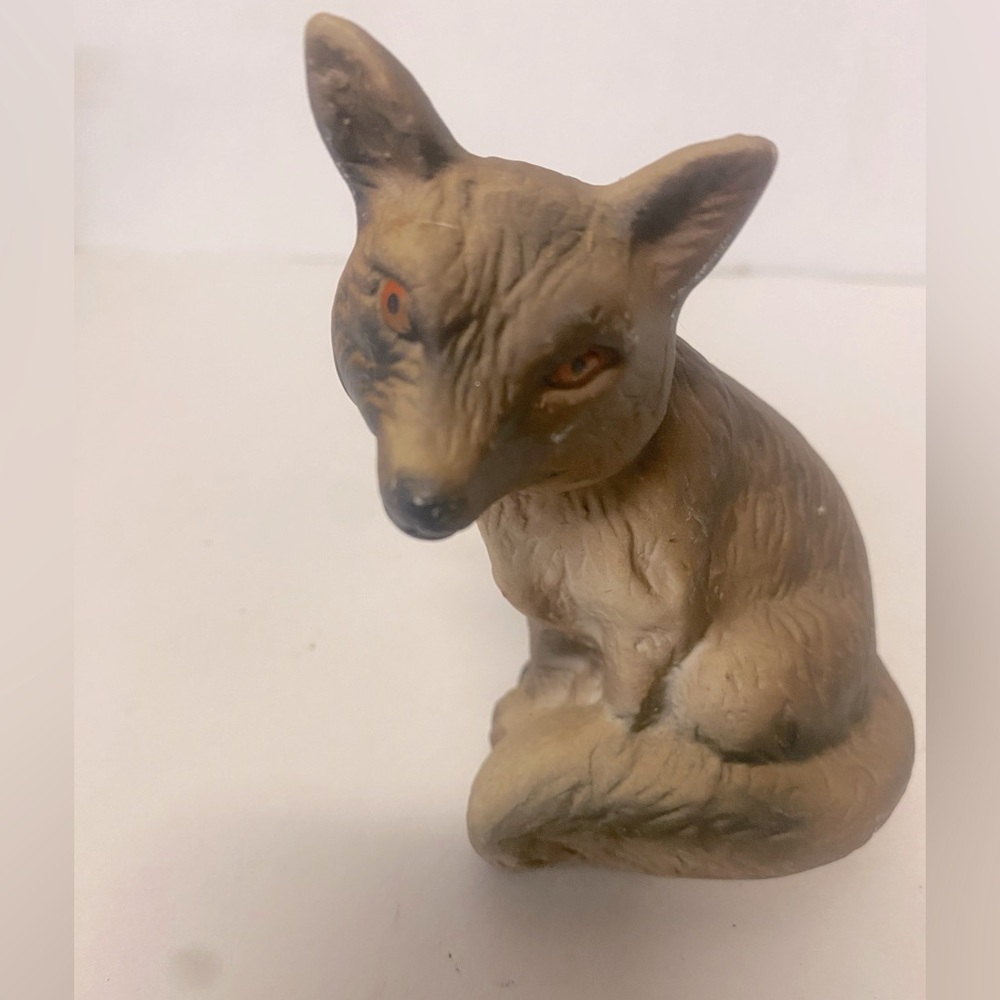 Vintage Fox Figurine GOT etched on Bottom, stamped source China , Unique Eyes